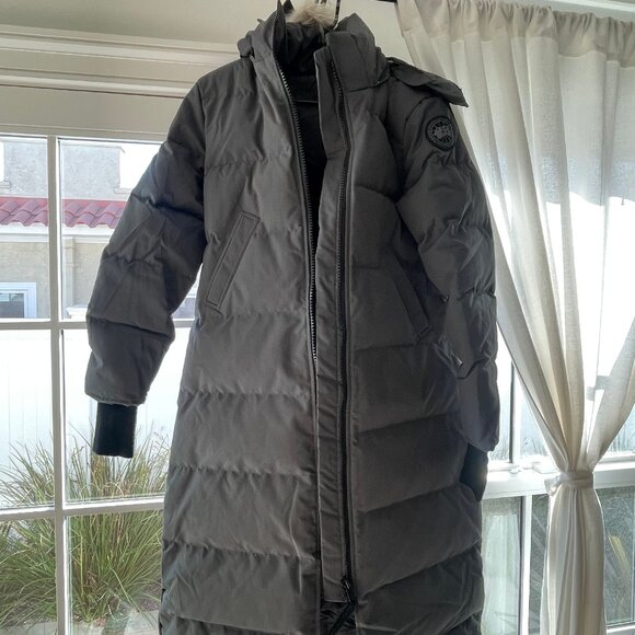 Canada Goose Size L Grey Mystique Heritage Parka